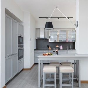 Modern High Quality Transparent Solid Wood Kitchen Cabinet